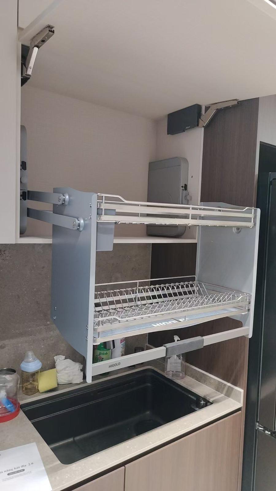 Higold lifting dish rack installed in Singapore home, lowered position